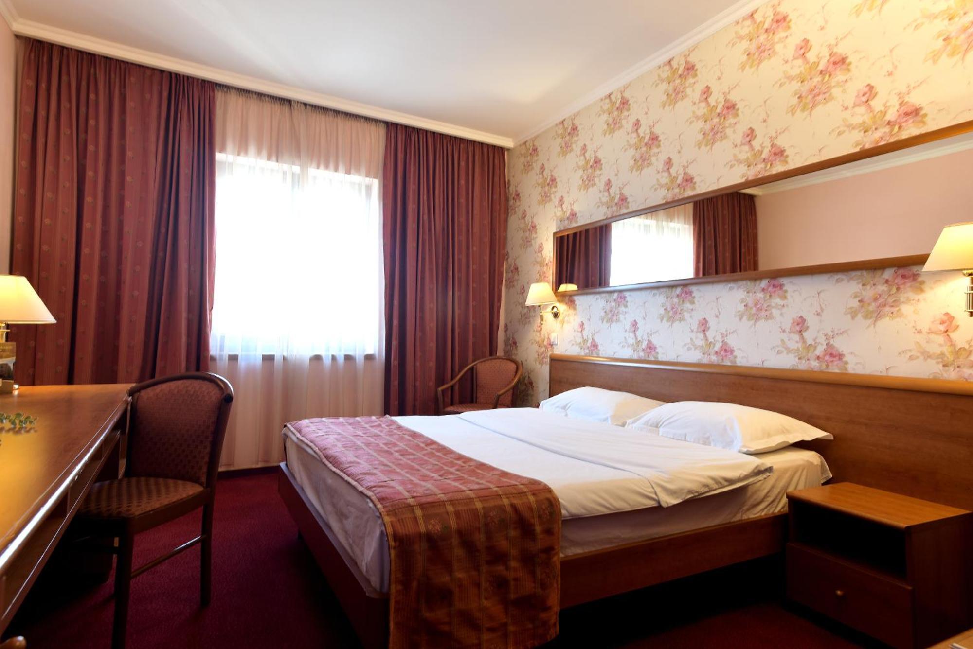 Hotel Braşov Dış mekan fotoğraf