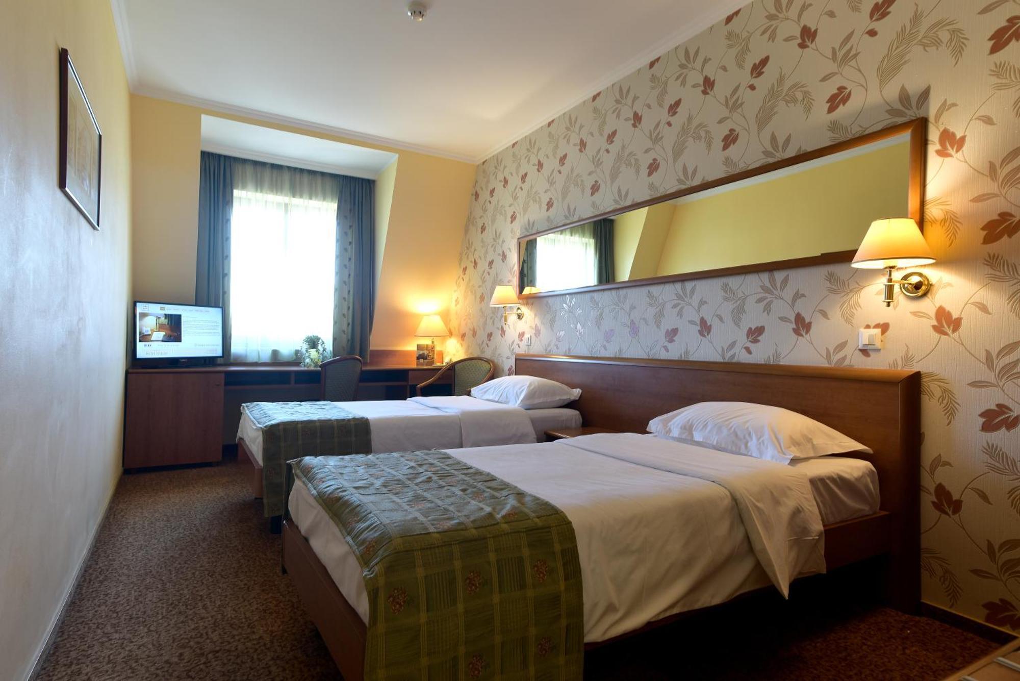 Hotel Braşov Dış mekan fotoğraf