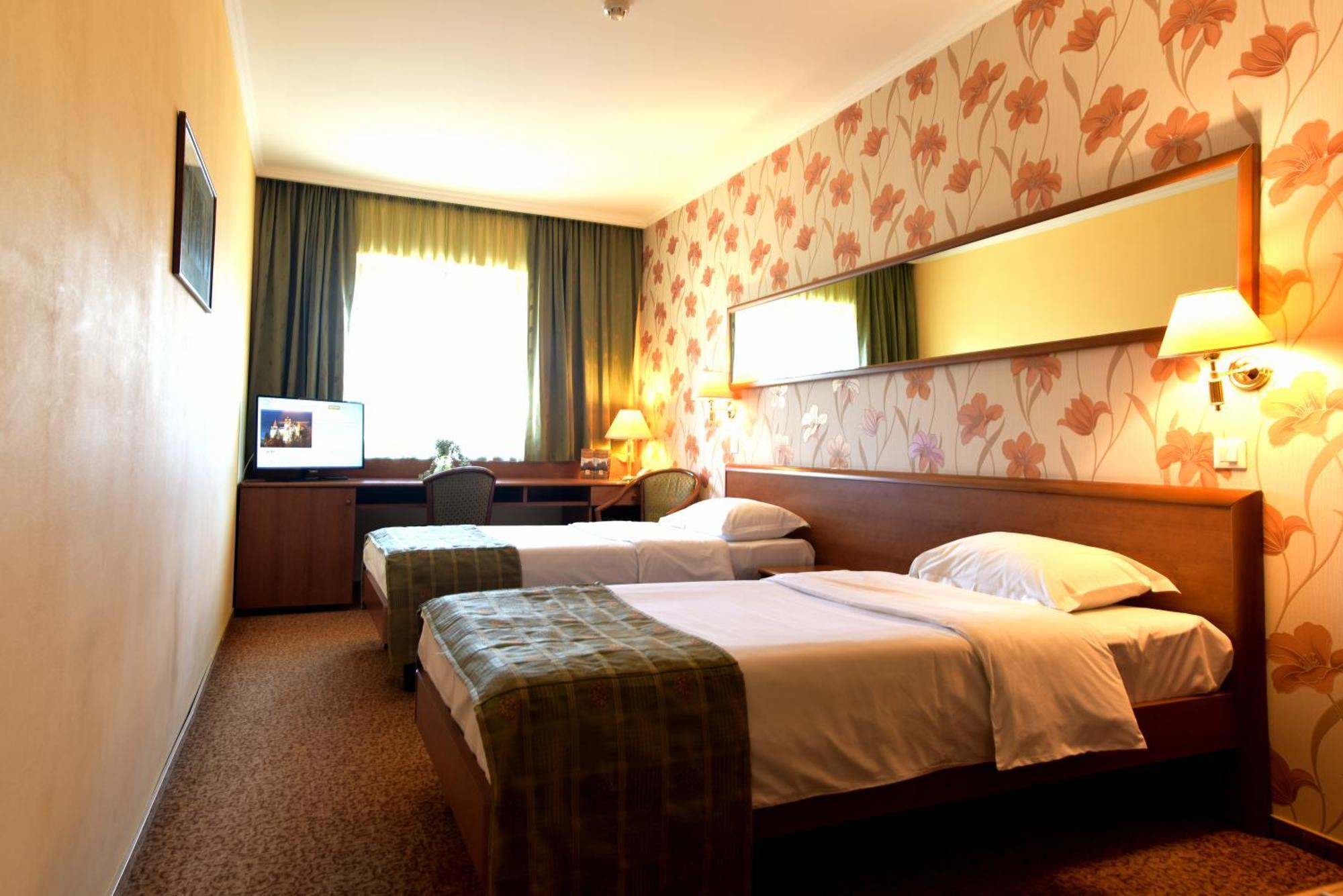 Hotel Braşov Dış mekan fotoğraf