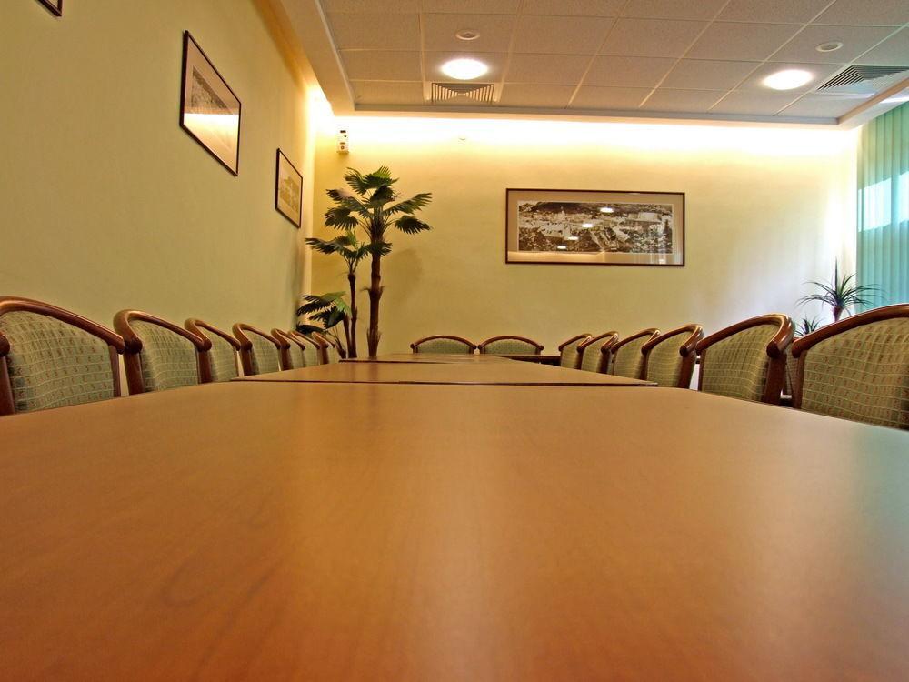 Hotel Braşov Dış mekan fotoğraf