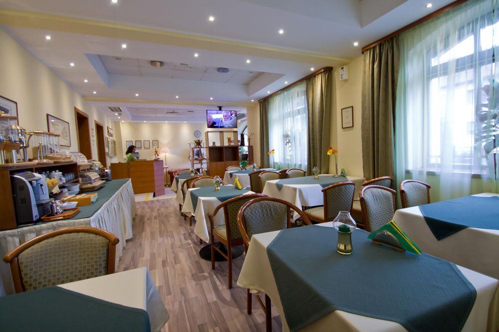 Hotel Braşov Dış mekan fotoğraf