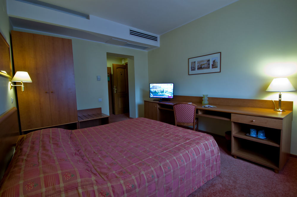 Hotel Braşov Dış mekan fotoğraf