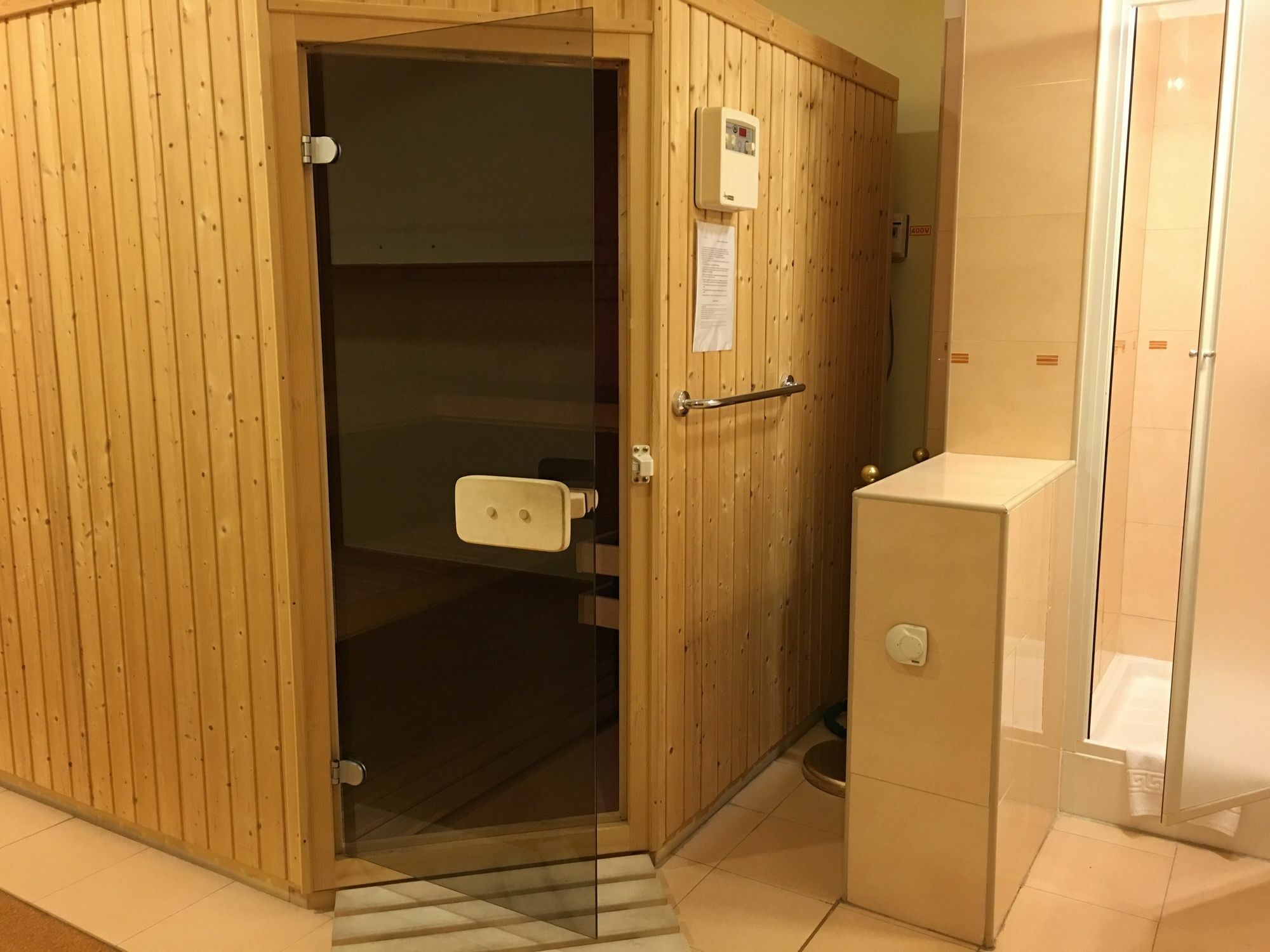 Hotel Braşov Dış mekan fotoğraf